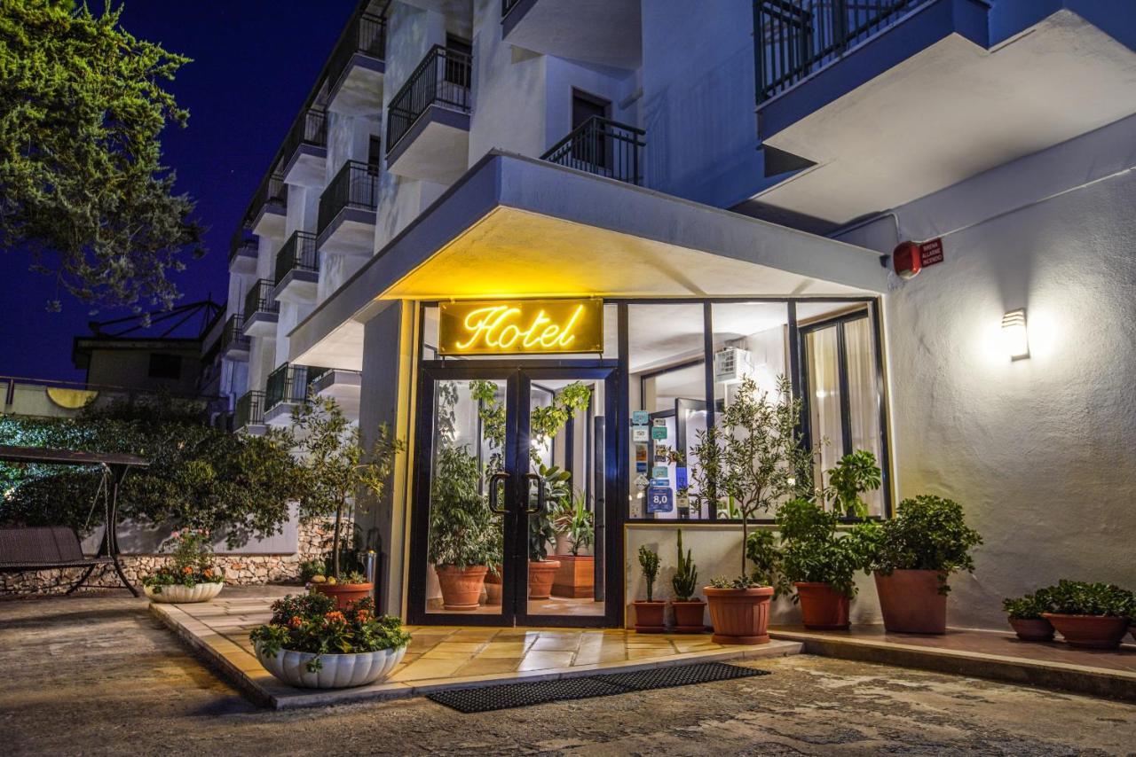 סנטרמו אין קולה Hotel Murgia מראה חיצוני תמונה